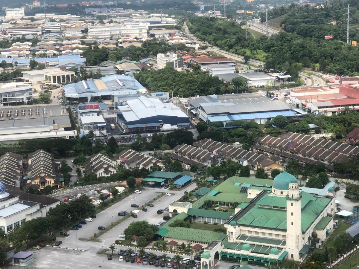 Condostay At Bangi Kampong Sungai Ramal Dalam Dış mekan fotoğraf